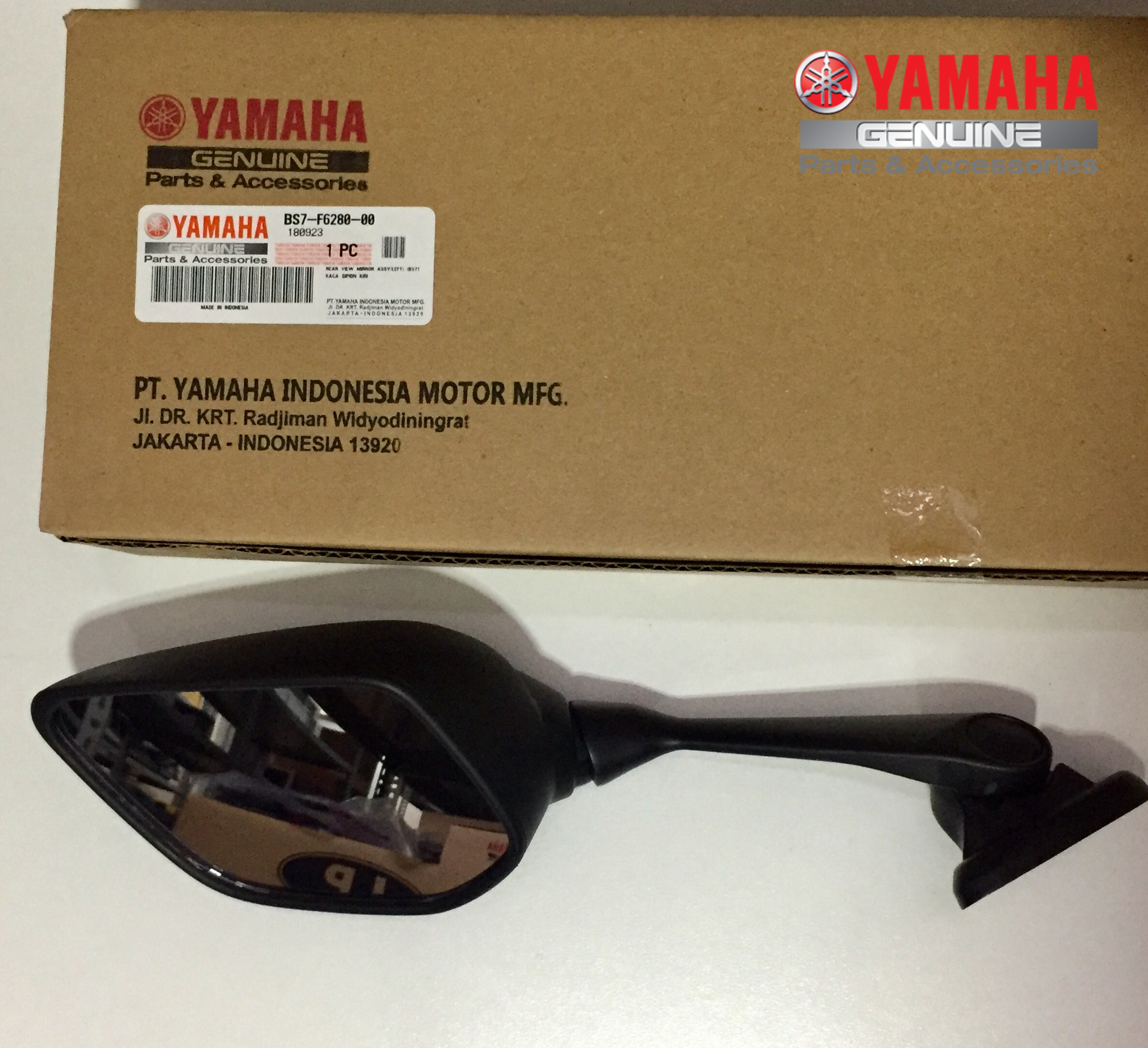 AYNA (SOL) YAMAHA ORİJİNAL YEDEK PARÇA BS7-F6280-00